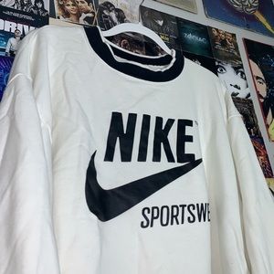 Nike pullover